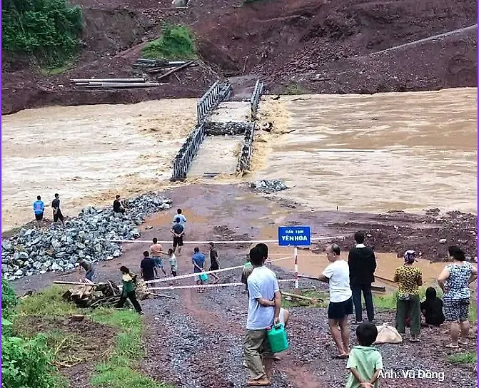 Nghệ An: Mưa lớn làm nhiều tuyến đường miền núi bị chia cắt