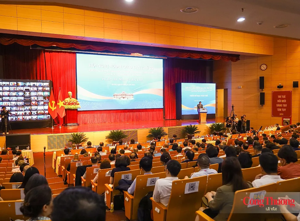 Bế mạc Hội nghị Ngoại giao lần thứ 33