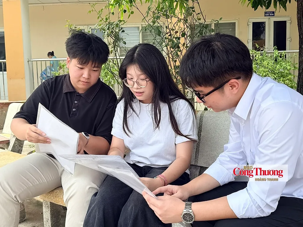 Trường Đại học Luật Hà Nội công bố điểm chuẩn năm 2026