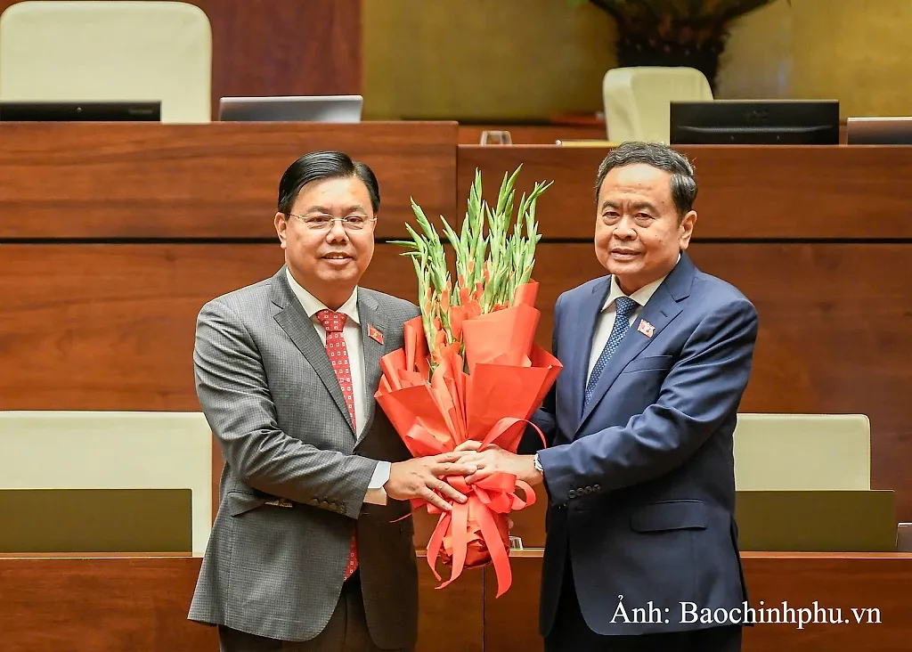 Phê chuẩn bổ nhiệm Bộ trưởng Bộ Nội vụ; Bổ nhiệm 2 Thứ trưởng Bộ Ngoại giao
