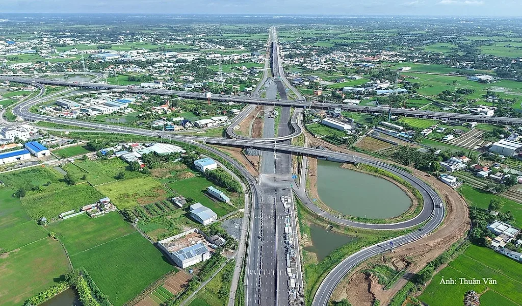 Hạ tầng khu Tây TP. Hồ Chí Minh tăng tốc hoàn thiện, nhà phố hút khách — Gamuda Land
