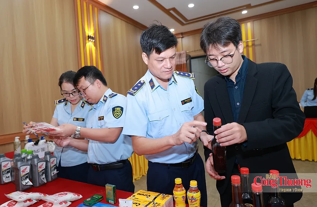 Chủ động nhận diện, nâng cao năng lực chống hàng giả