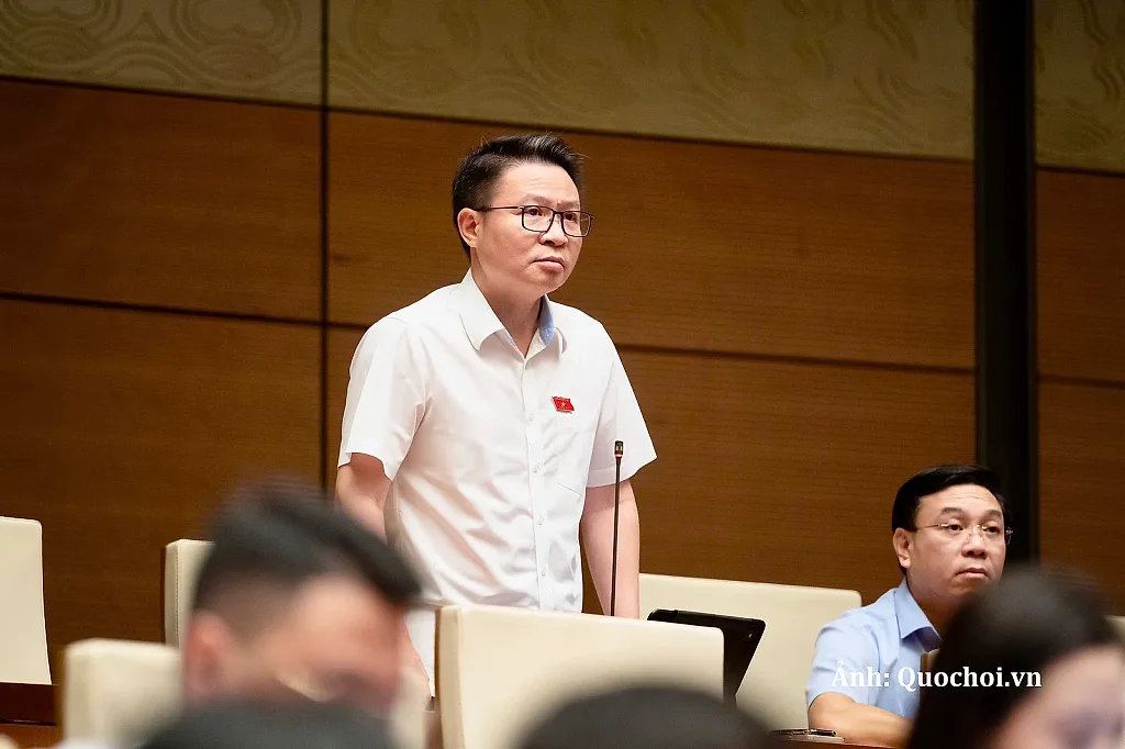 Đề nghị công khai trung thực thông tin về dự án bất động sản — Quốc hội