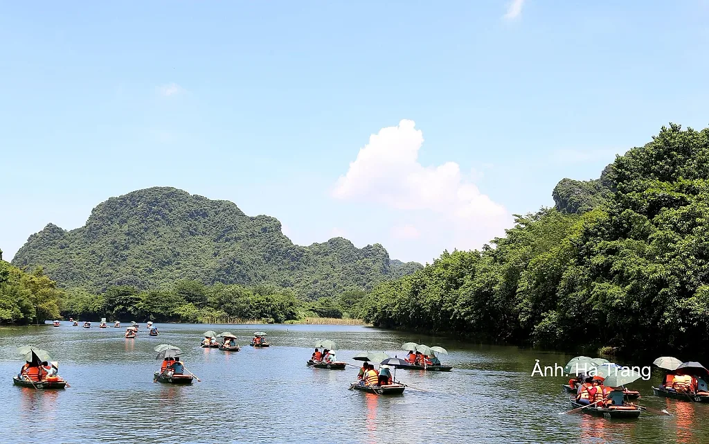 Chủ động bảo đảm an toàn cho du khách trước nguy cơ sạt lở do mưa lũ
