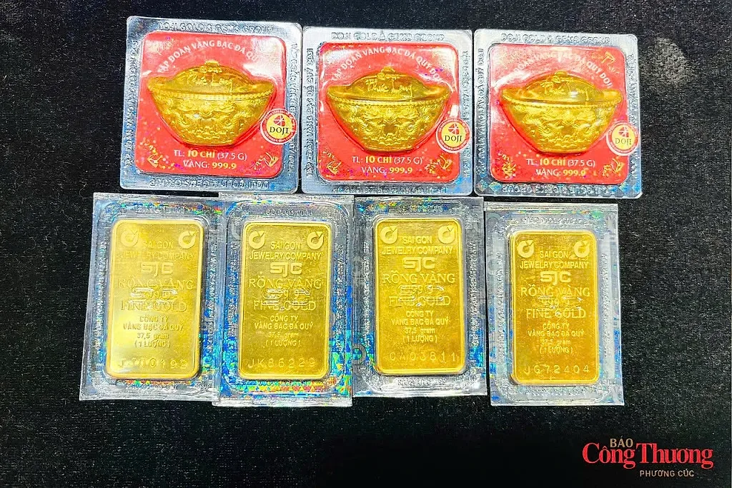 Giá vàng hôm nay (25/8): Vàng nhẫn ‘vượt mặt’ vàng miếng SJC