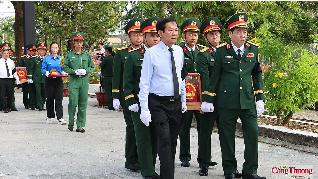 Cần Thơ tổ chức lễ truy điệu, an táng 38 hài cốt liệt sĩ