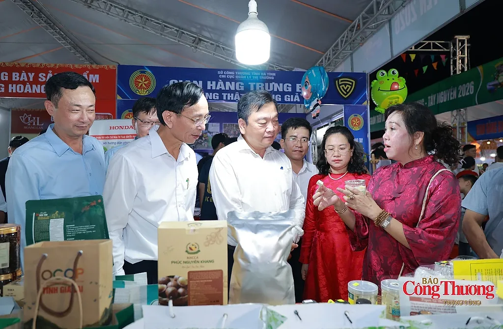 Hội chợ sản phẩm công nghiệp nông thôn tiêu biểu miền Trung - Tây Nguyên thu về 12 tỷ đồng