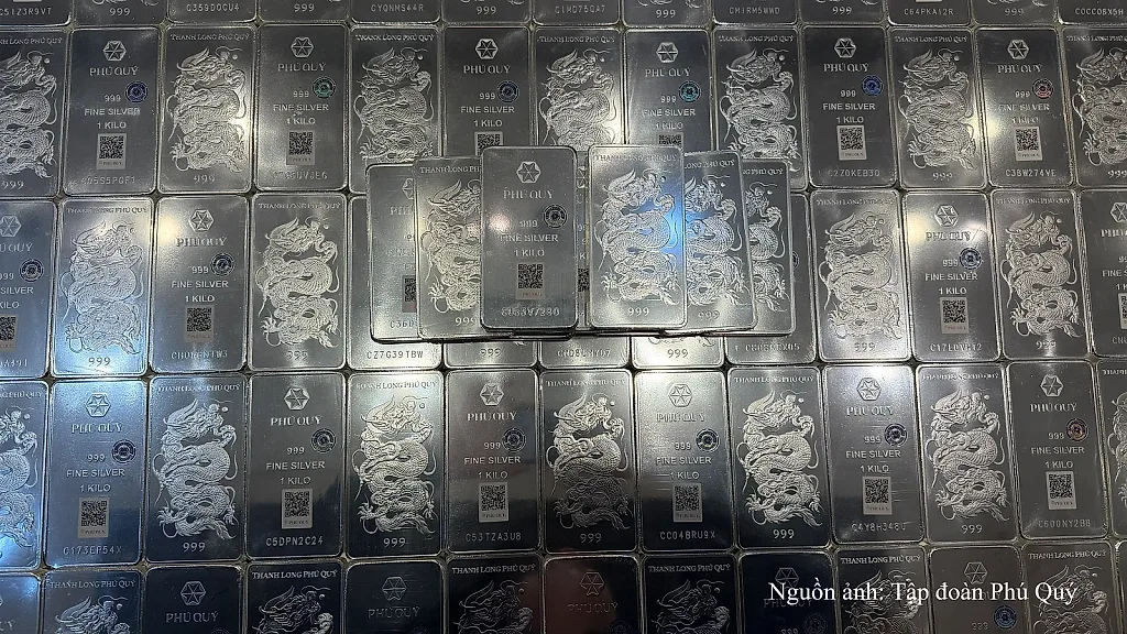 Giá bạc hôm nay 31/8/2026: Liên tục suy giảm