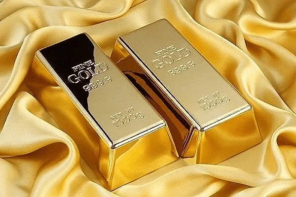 Giá vàng thế giới giảm nhẹ, vàng trong nước đi ngang