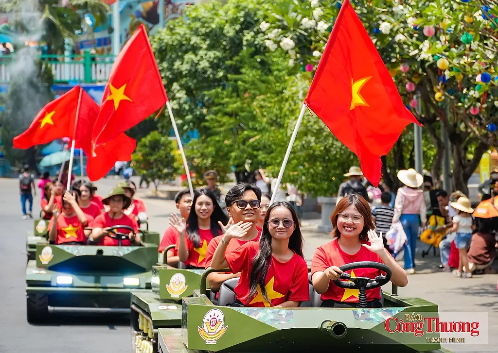 TP. Hồ Chí Minh: Các điểm vui chơi, văn hóa thu hút khách dịp 2/9