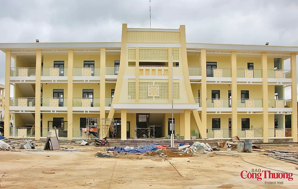 Đếm ngược ngày khai giảng đặc biệt ở trường nội trú biên giới Gia Lai