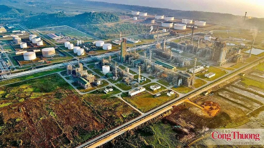 Xăng E10: Từ bảo đảm nguồn cung xăng dầu đến kiến tạo nền kinh tế xanh — Petrovietnam