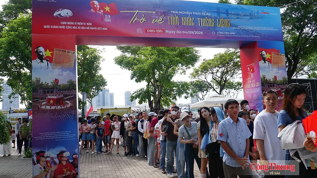 Đà Nẵng: 'Trở về thời khắc thiêng liêng' ngày Tết Độc lập