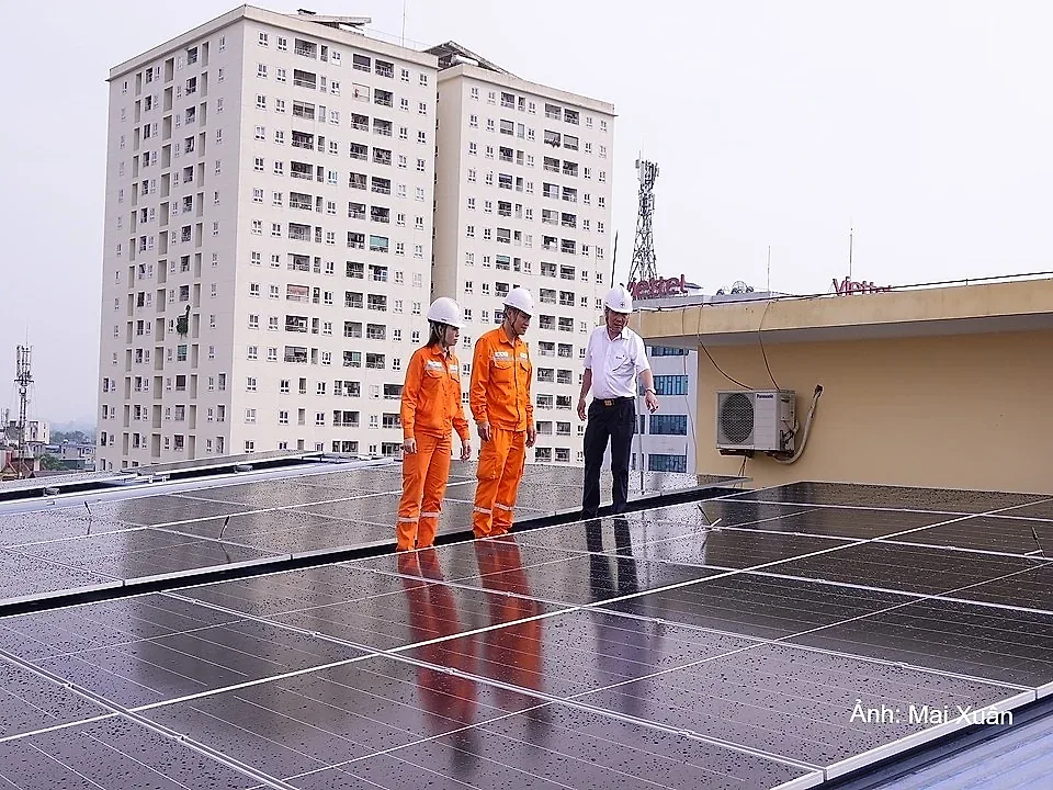 Thái Nguyên: Khuyến khích phát triển điện mặt trời mái nhà tại các khu công nghiệp