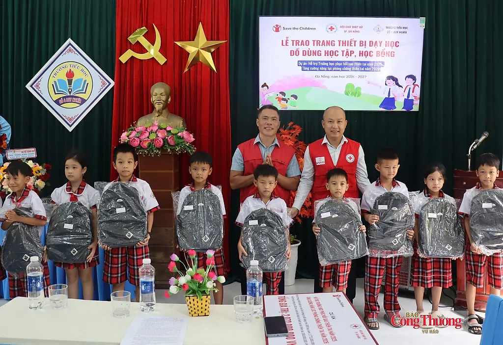 Đà Nẵng: Hơn 2 tỷ đồng hỗ trợ 6 trường học phục hồi sau thiên tai