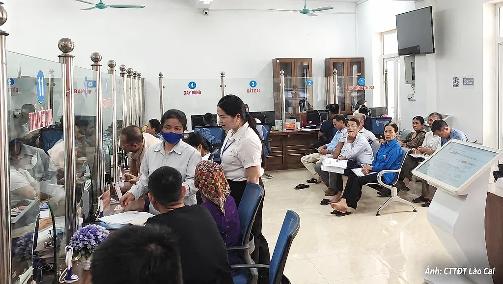 Lào Cai: Chủ tịch tỉnh yêu cầu các ban, ngành chấn chỉnh kỷ luật, kỷ cương hành chính