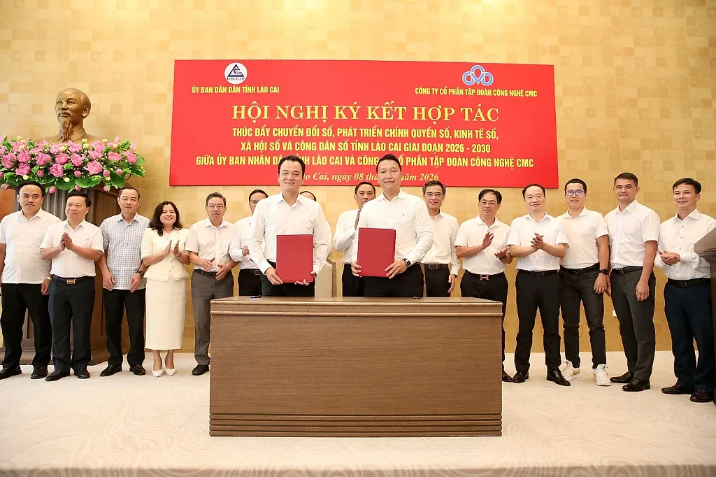 ‏Lào Cai và CMC hợp tác thúc đẩy chuyển đổi số, đưa AI vào thực tiễn phát triển địa phương‏