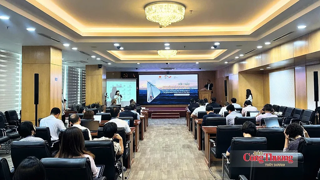Phát triển trung tâm năng lượng tái tạo thúc đẩy tăng trưởng xanh