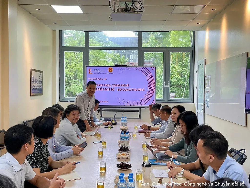 Cục Khoa học, Công nghệ và Chuyển đổi số làm việc với Đại học Bách khoa Hà Nội