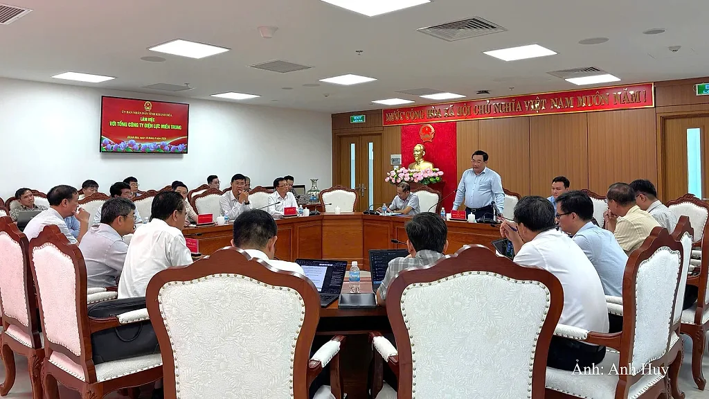 Khánh Hòa và EVN, EVNCPC phối hợp triển khai Quy hoạch điện VIII điều chỉnh
