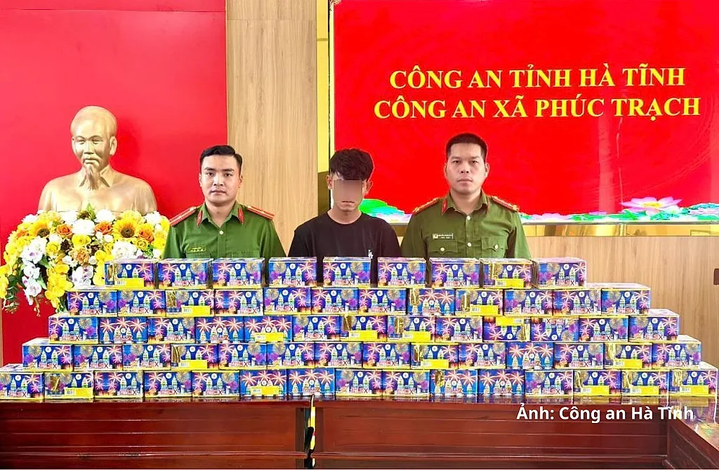 Khởi tố thanh niên vận chuyển hơn 1 tạ pháo nổ từ Quảng Trị ra Hà Tĩnh