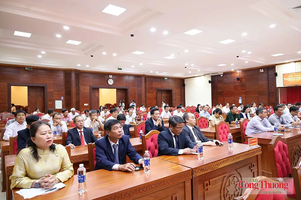 Chủ tịch UBND Đắk Lắk: Phải chủ động tìm nhà đầu tư, không ngồi chờ