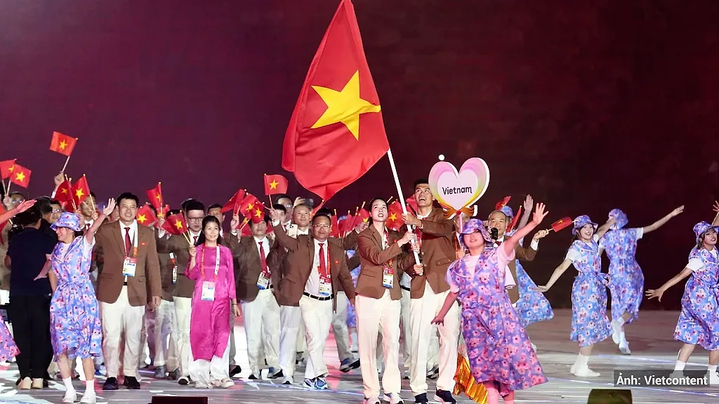 Khoảnh khắc rạng rỡ của Đoàn Thể thao Việt Nam tại lễ khai mạc ASIAD 2026