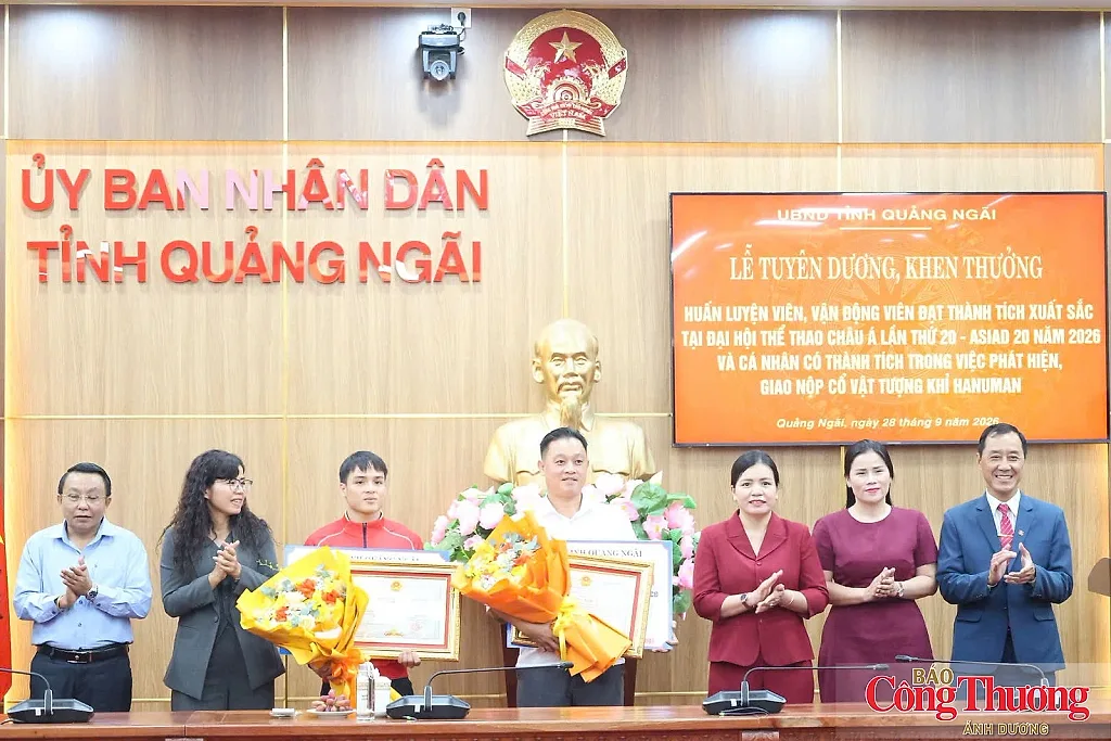 Quảng Ngãi: Tặng Bằng khen cho 3 cá nhân có thành tích nổi bật