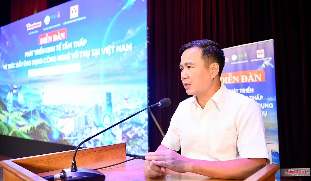Phát triển kinh tế tầm thấp và thúc đẩy ứng dụng công nghệ vũ trụ tại Việt Nam