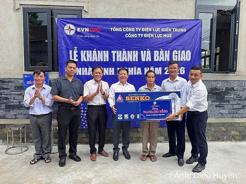 Công ty Điện lực Huế hoàn thành 5 nhà tình nghĩa năm 2026