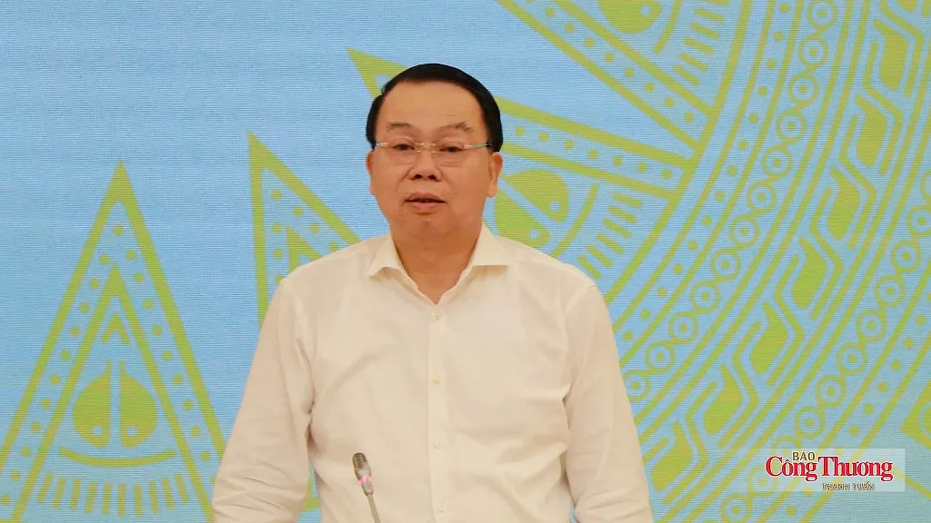 Bộ Tài chính nêu 4 nhóm giải pháp phát triển thị trường chứng khoán