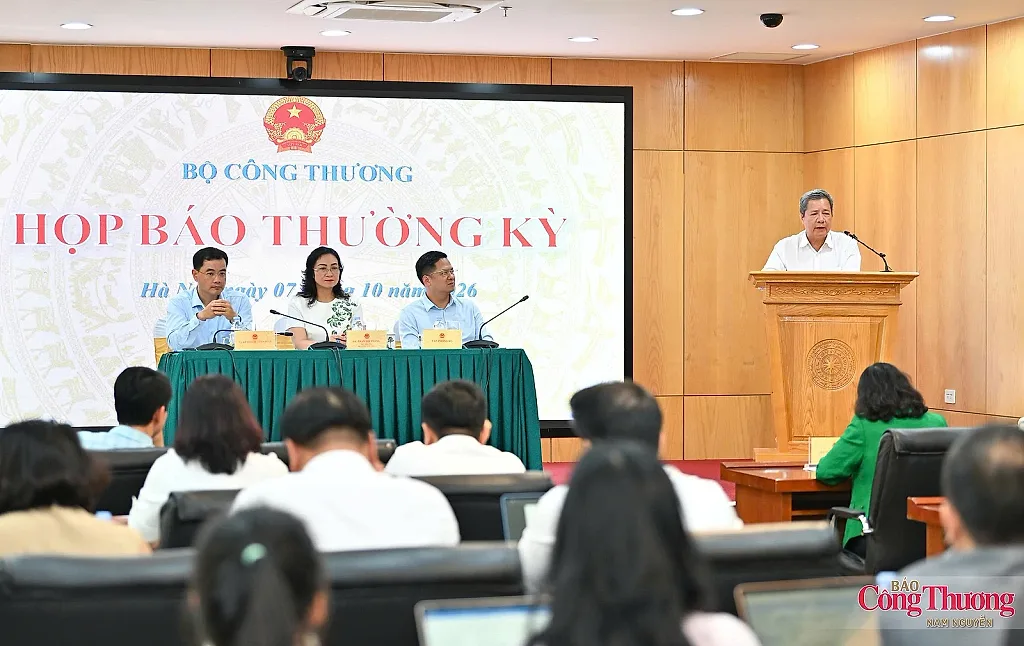 Bộ Công Thương chủ động kịch bản bảo đảm điện trước thời tiết cực đoan