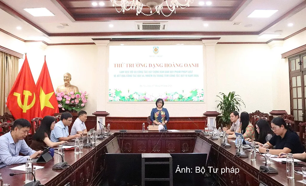 Tập trung cao độ xây dựng, hoàn thiện dự án Luật Văn bản quy phạm pháp luật