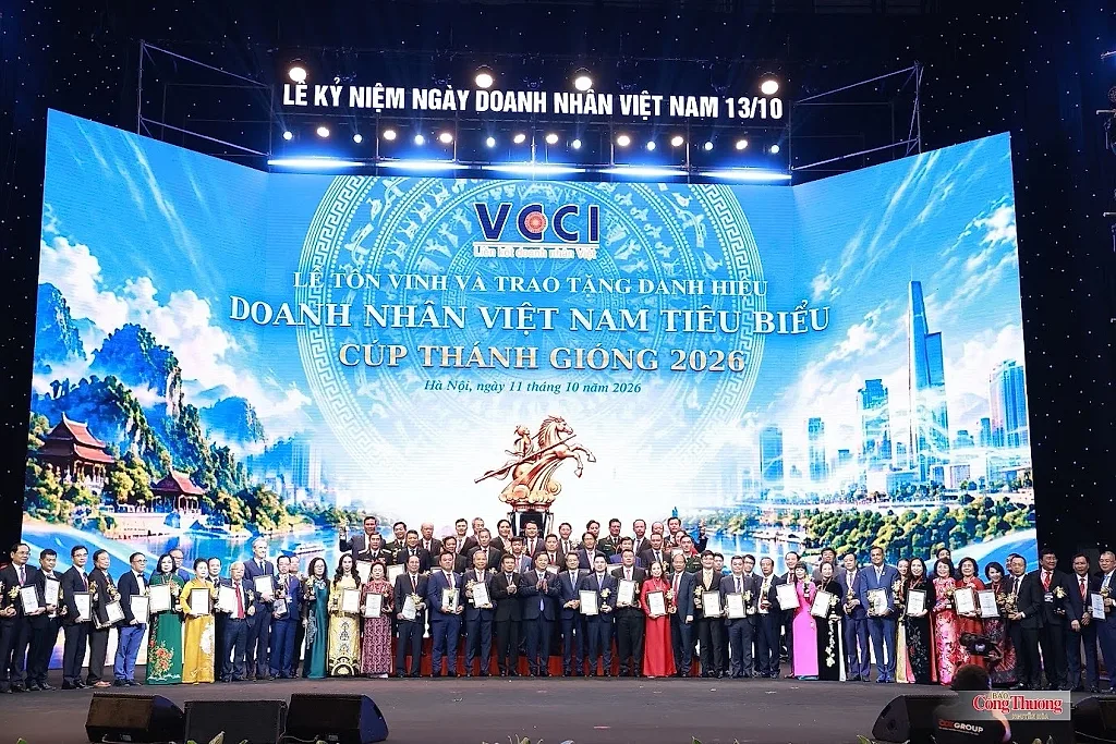 Doanh nhân Việt Nam: Khẳng định vai trò sau 40 năm Đổi mới