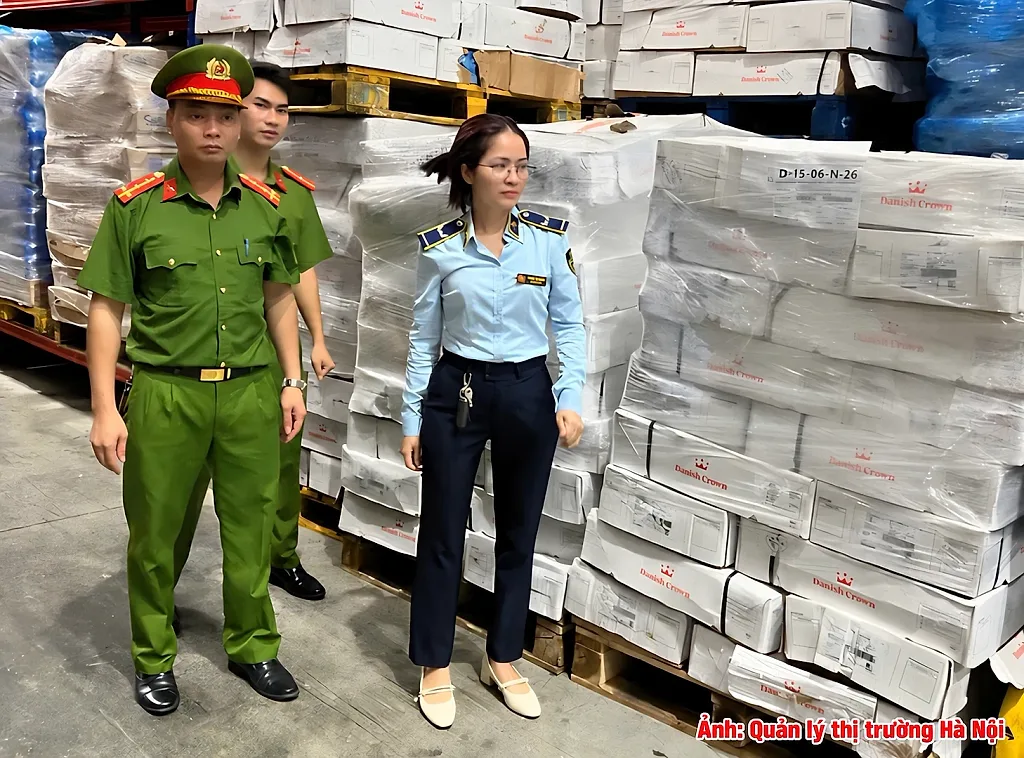 Hà Nội tăng cường kiểm soát hàng hóa tại kho đông lạnh