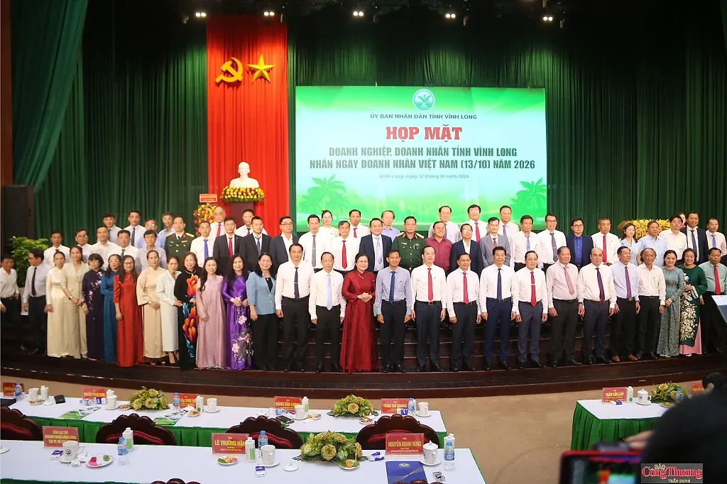 Vĩnh Long đồng hành, tháo gỡ điểm nghẽn để doanh nghiệp phát triển