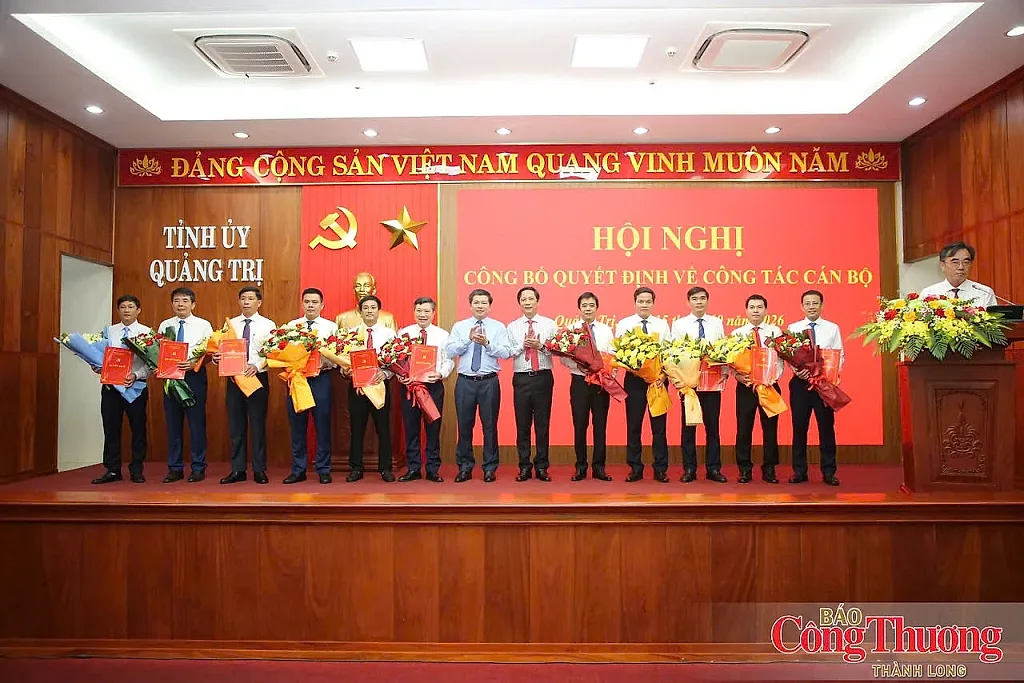 Quảng Trị: Điều động, luân chuyển cán bộ giữ nhiều chức vụ quan trọng