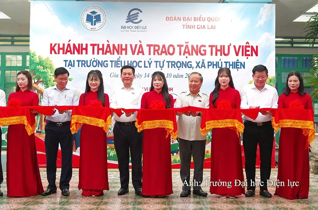 Trường Đại học Điện lực chung tay xây dựng thư viện tại Gia Lai