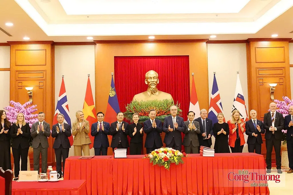 Chùm ảnh: Lễ ký kết Hiệp định thương mại tự do Việt Nam - EFTA