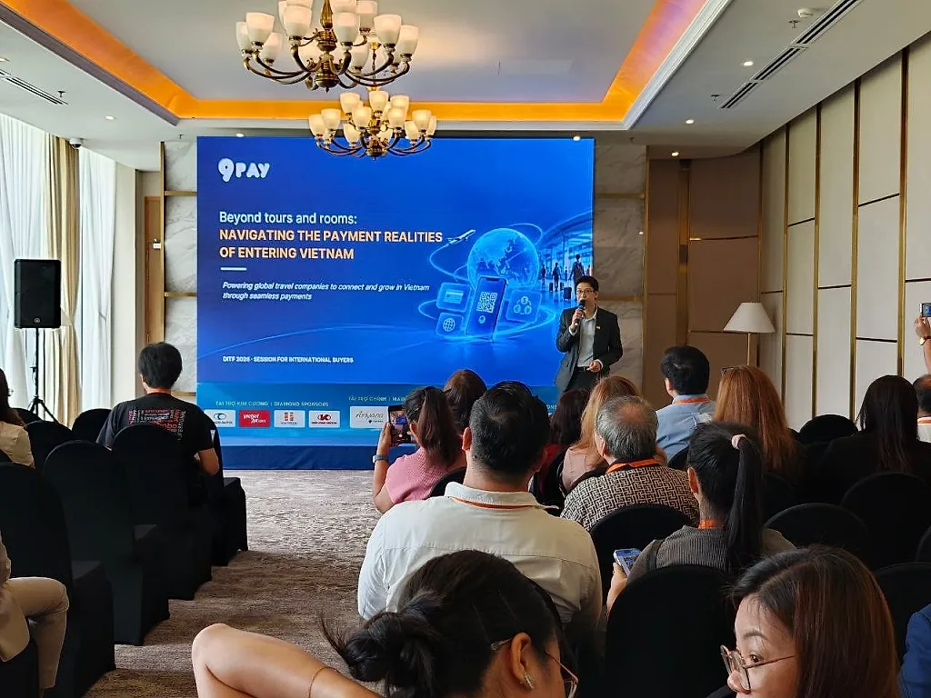 ông Lê Tuấn Anh, Giám đốc Kinh doanh 9Pay, chia sẻ với doanh nghiệp du lịch quốc tế