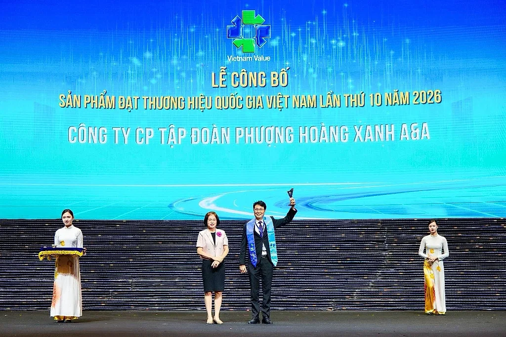 Phenikaa và VICOSTONE® lần thứ 5 liên tiếp nhận danh hiệu Thương hiệu Quốc gia Việt Nam