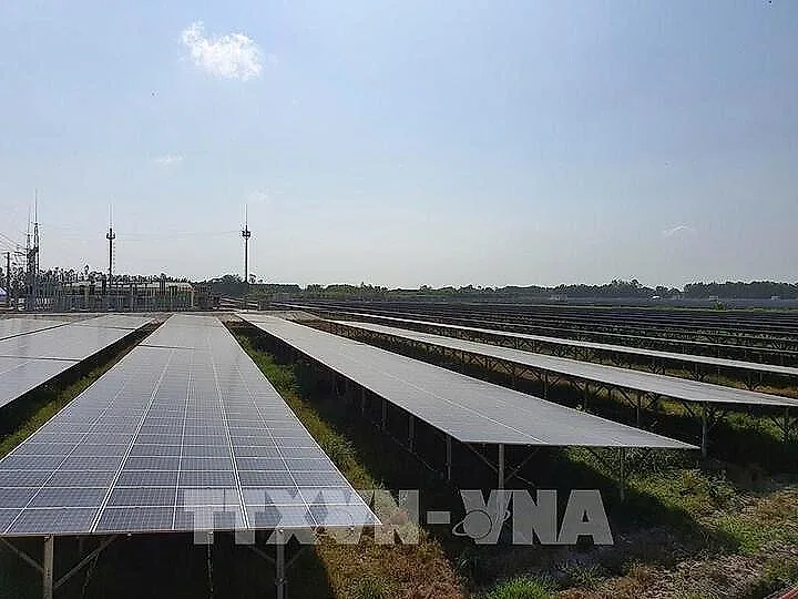 Nhật Bản tăng tốc hiện đại hóa lưới điện, mở rộng năng lượng tái tạo