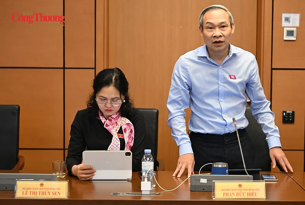 Đại biểu đề nghị bỏ rào cản bằng đại học với đấu giá viên