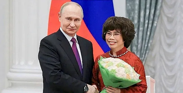 Từ đồi cỏ Phủ Quỳ tới Điện Kremlin: Khát vọng Việt vươn tầm thế giới