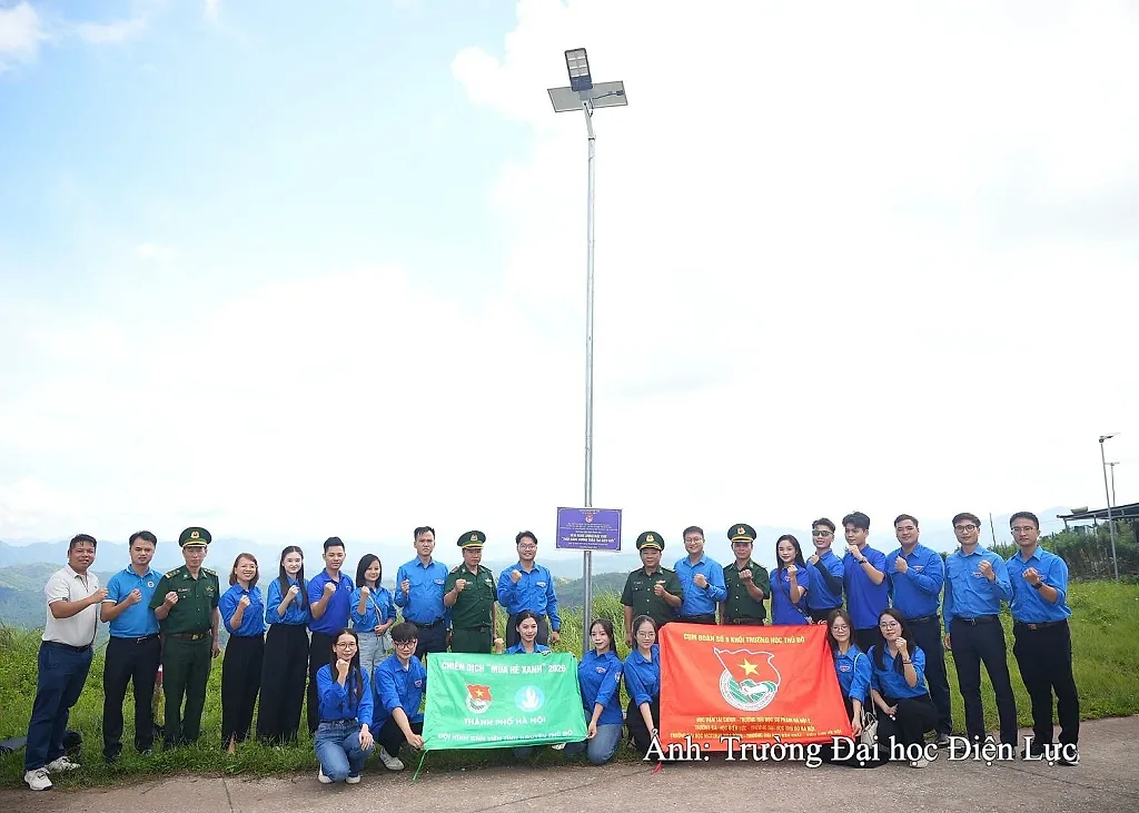 Học và làm theo Bác gắn với nâng cao chất lượng quản trị đại học