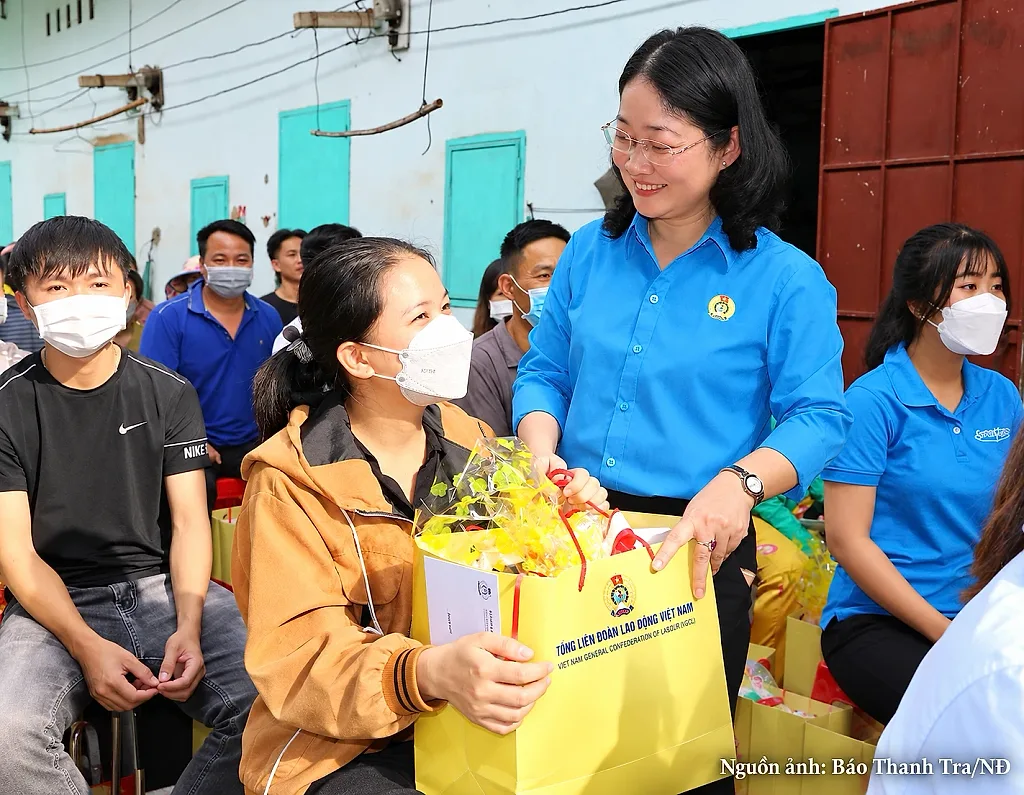 Công đoàn TP. Hồ Chí Minh quyết tâm không để người lao động thiếu Tết