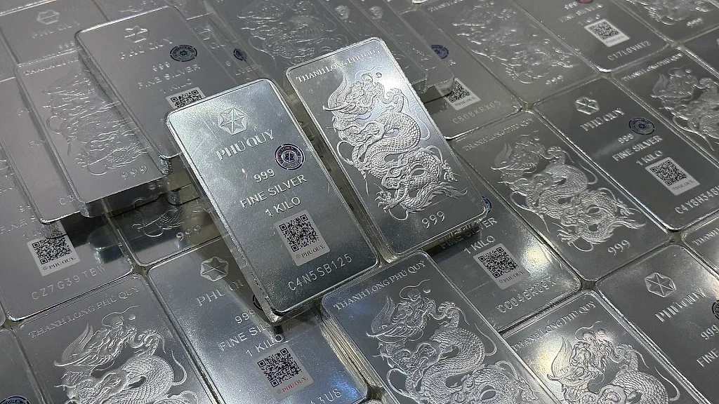 Giá bạc hôm nay 27/10/2026: Liên tục biến động