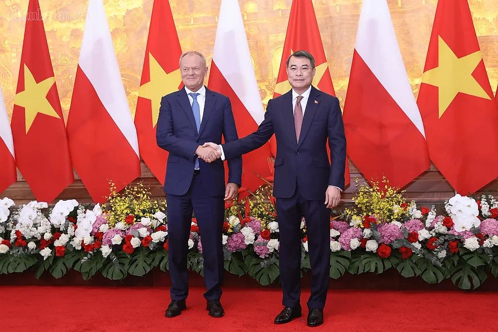 Tuyên bố chung về việc thiết lập quan hệ đối tác chiến lược giữa Cộng hòa Xã hội Chủ nghĩa Việt Nam và Cộng hòa Ba Lan
