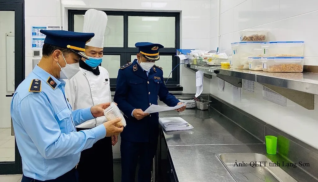 An toàn thực phẩm: Truy xuất nguồn gốc để ngăn chặn hàng vi phạm
